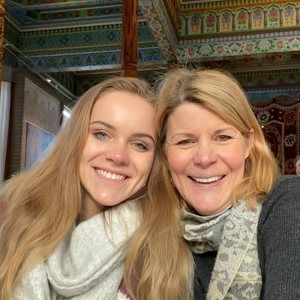 Meet your Posher, Hannah